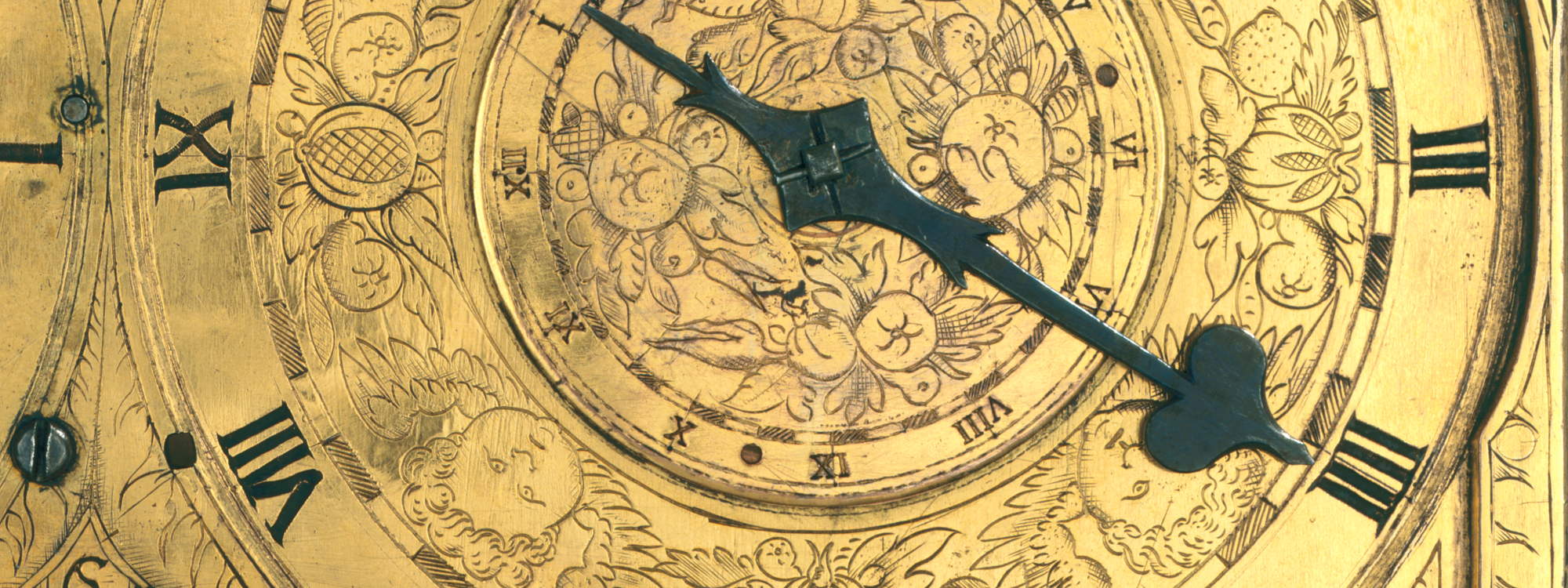Astronomische Konsoluhr